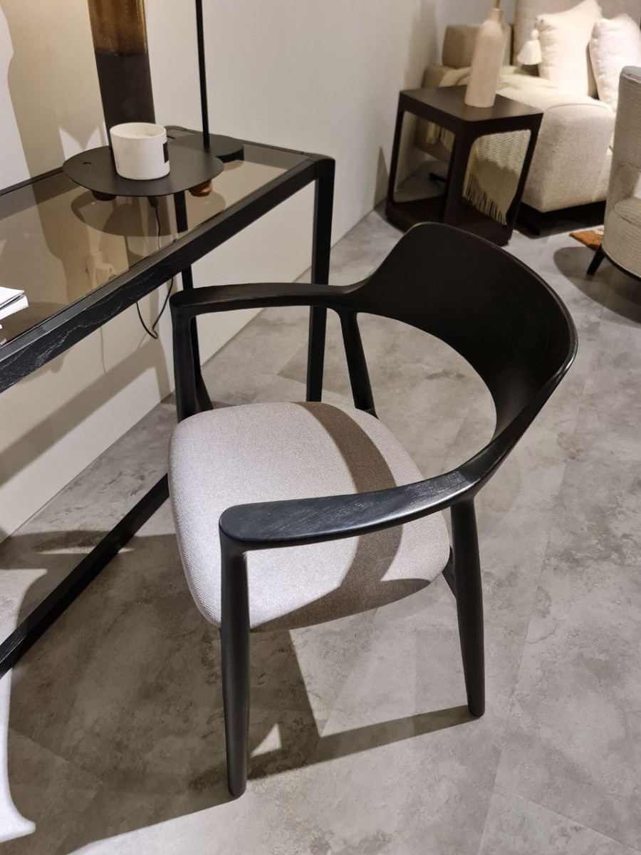 TAKASHI WITH FIXED CUSHION DINING CHAIR
