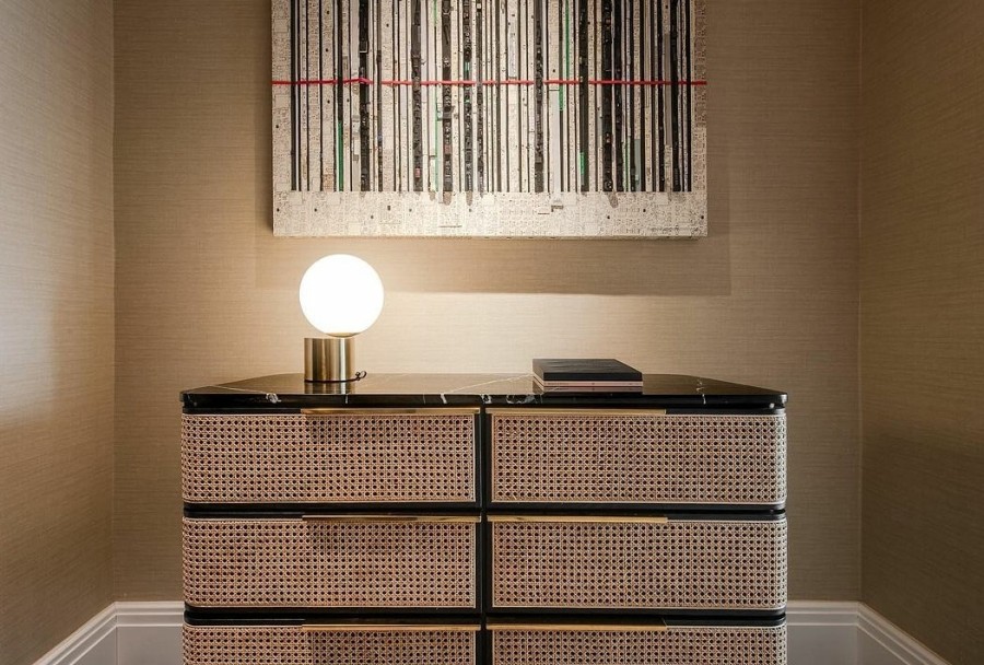 Console Table | Nicchris.com