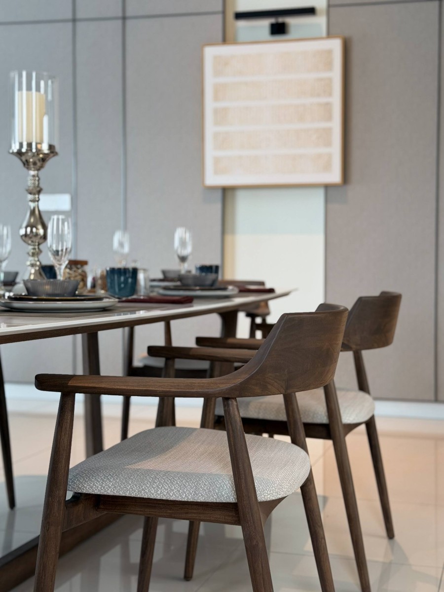 HARUTO WITH FIXED CUSHION DINING CHAIR