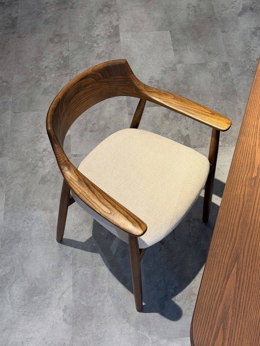 HARUTO WITH FIXED CUSHION DINING CHAIR