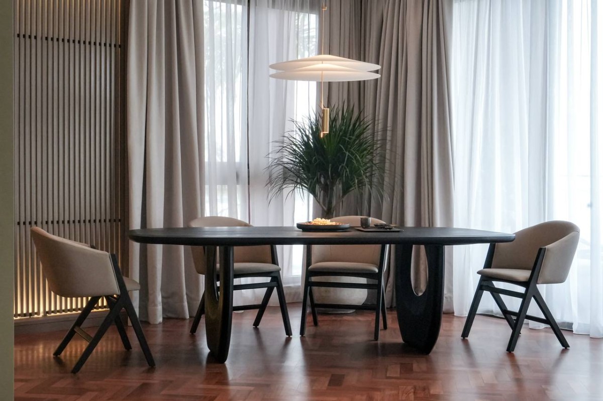 mix-and-match-dining-chairs