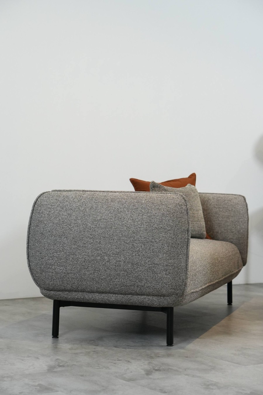 PUFFY 3-SEATER SOFA