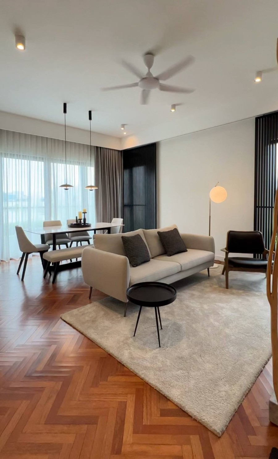 CONLAY SOFA