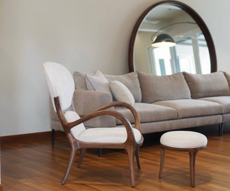 BAROQUE LOUNGE CHAIR