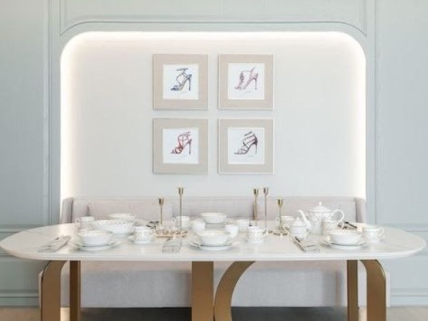 Dining Table | Nicchris.com