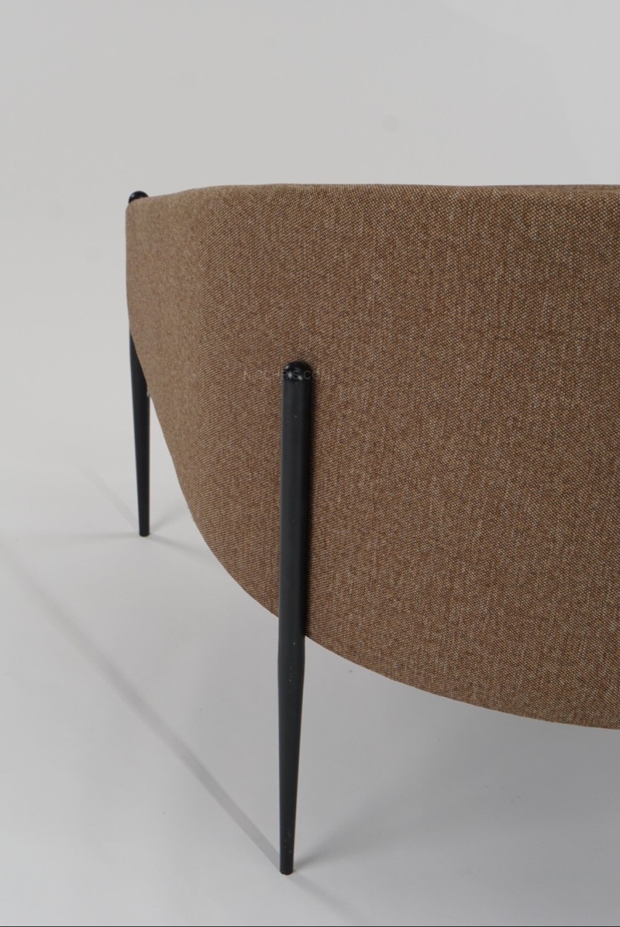 ASHLEY LOUNGE CHAIR
