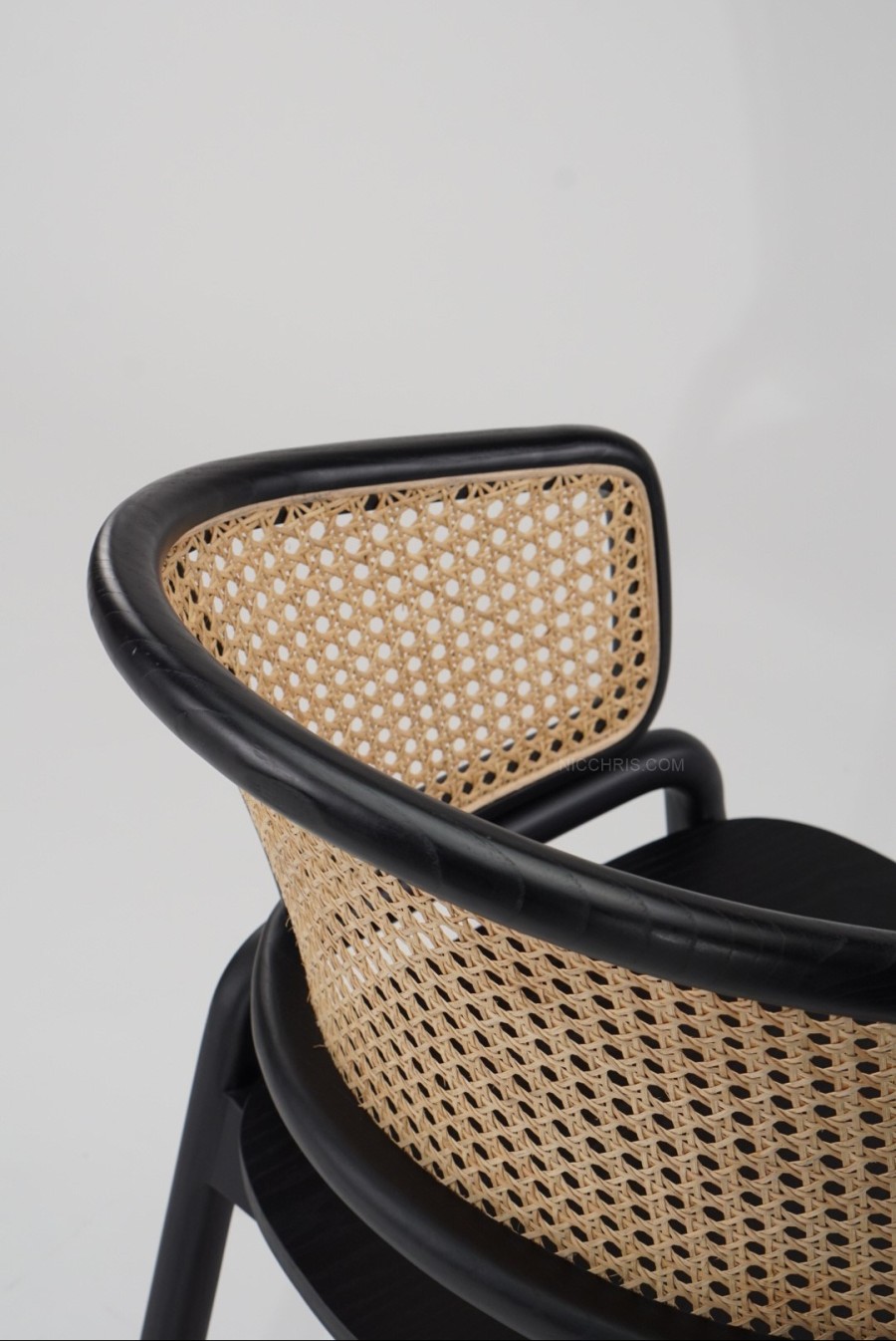 BELLY RATTAN DINING CHAIR