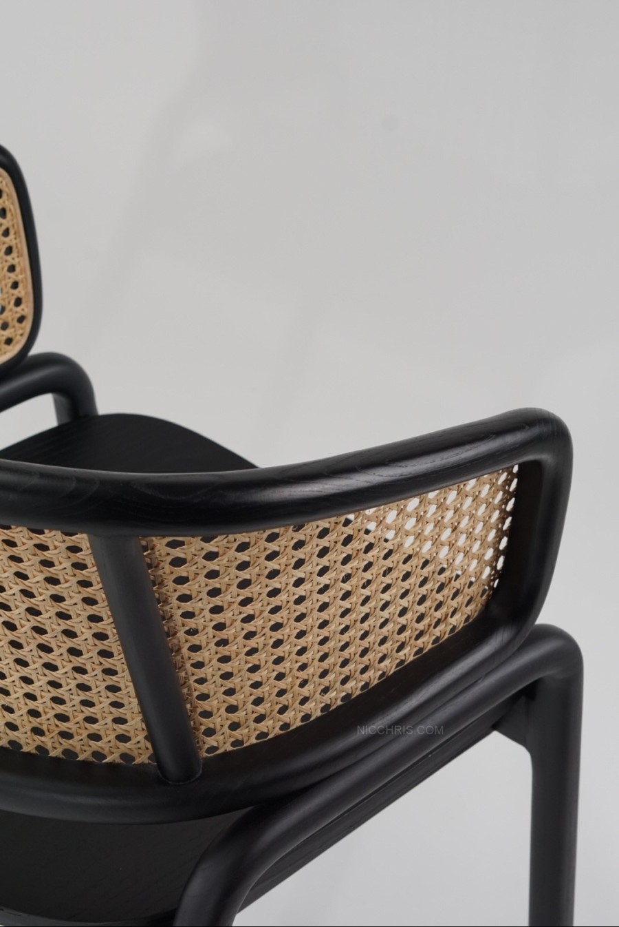 BELLY RATTAN DINING CHAIR