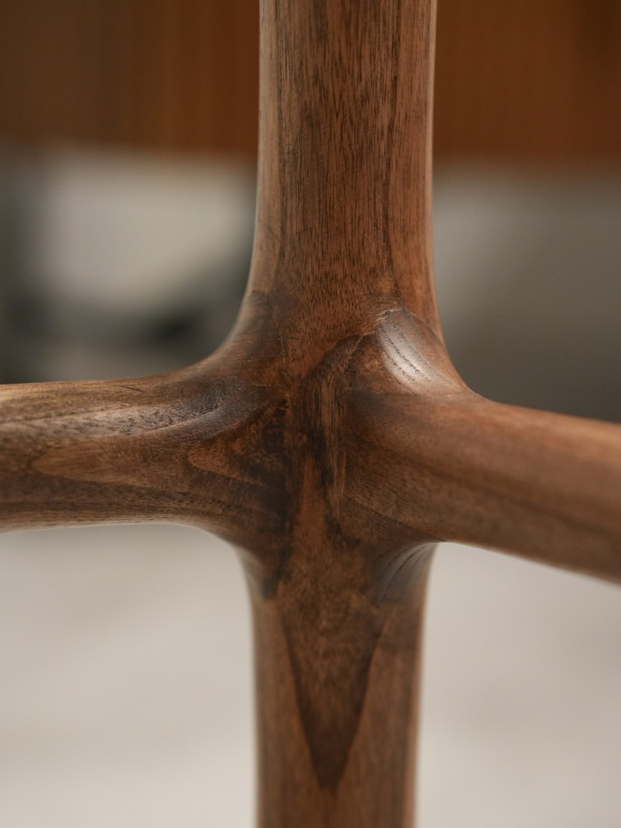 KOBU BARSTOOL