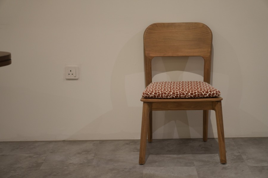 MARIO DINING CHAIR