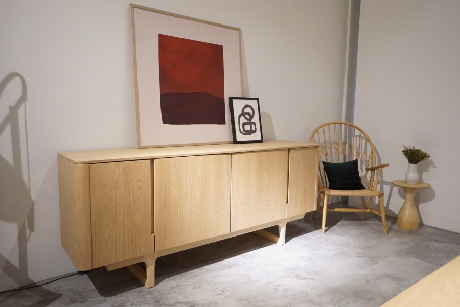 DONALD SIDEBOARD