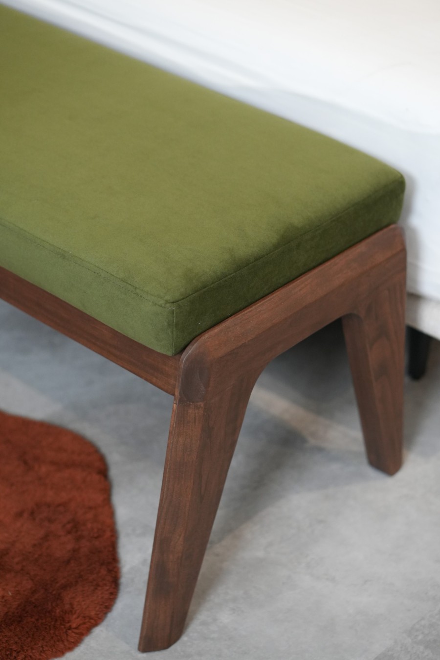 FOREST BENCH