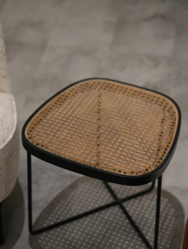 NOOI SIDE TABLE 