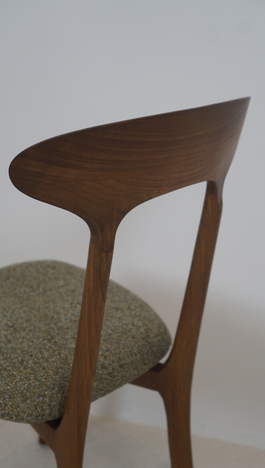 ANTE DINING CHAIR