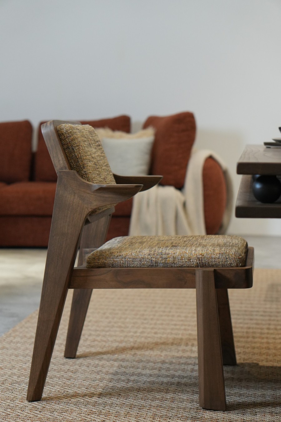YORU DINING CHAIR