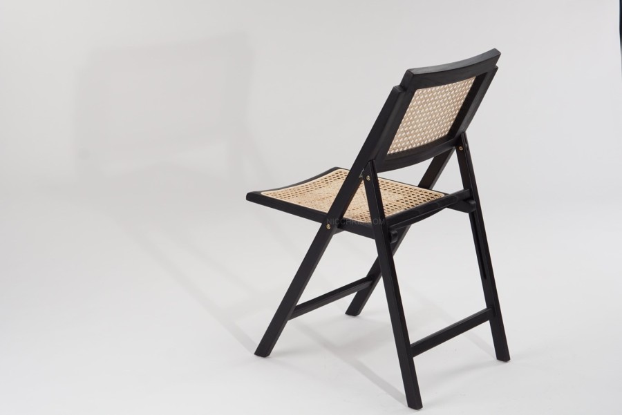 BETIK FOLDABLE CHAIR