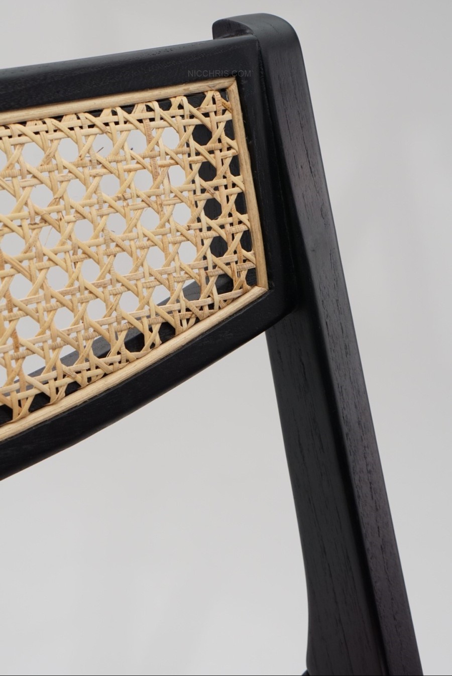 PANDAN FOLDABLE CHAIR