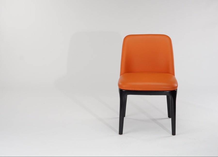 MANNER DINING CHAIR