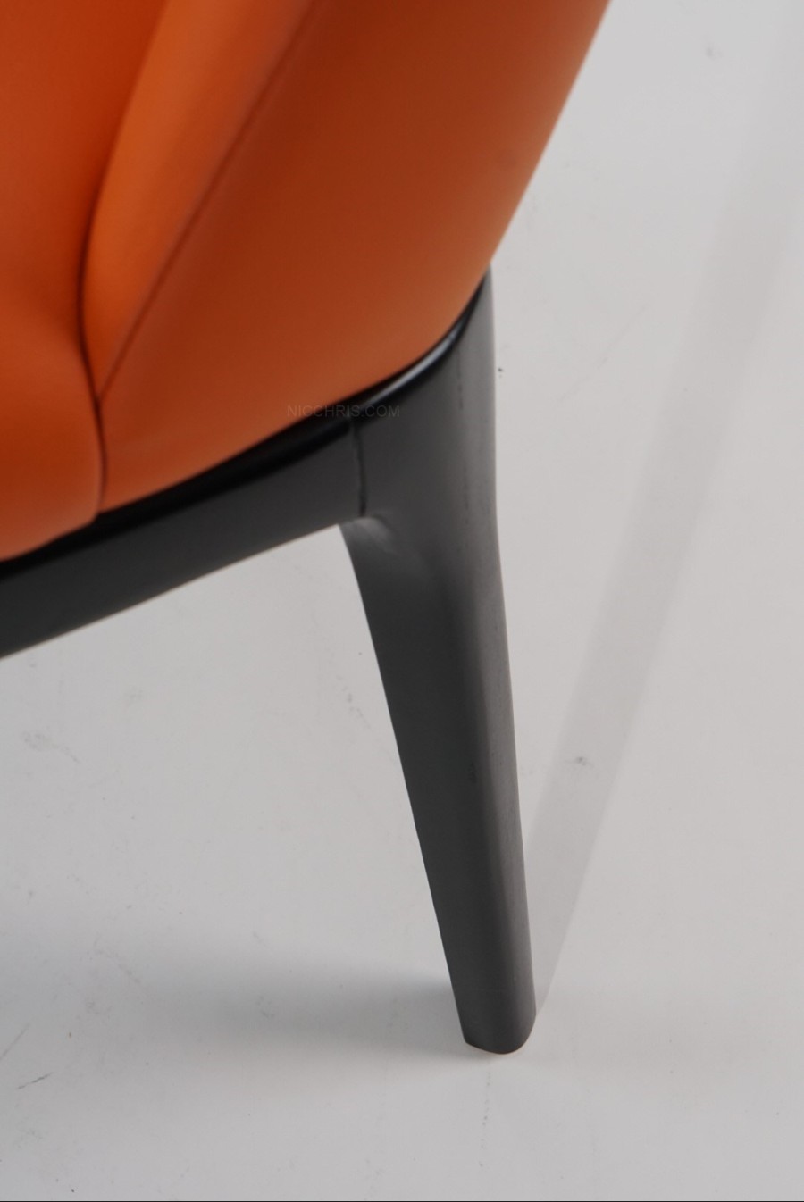 MANNER DINING CHAIR
