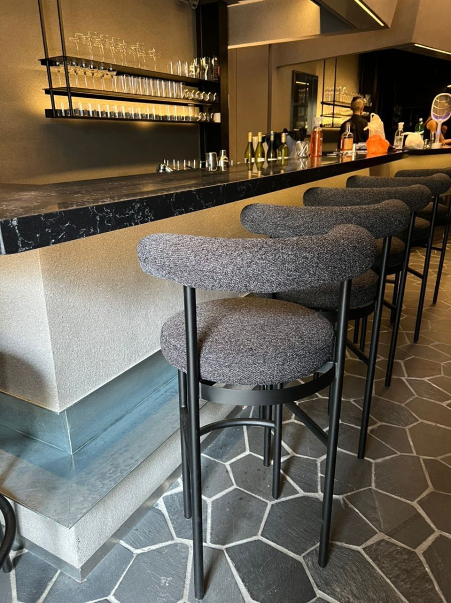 COCKTAILS BARSTOOL