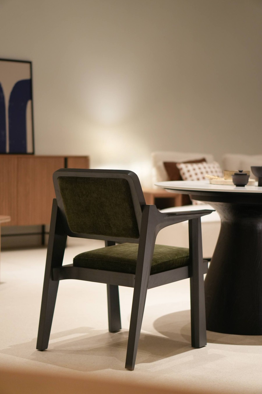 YORU ARM CHAIR DINING