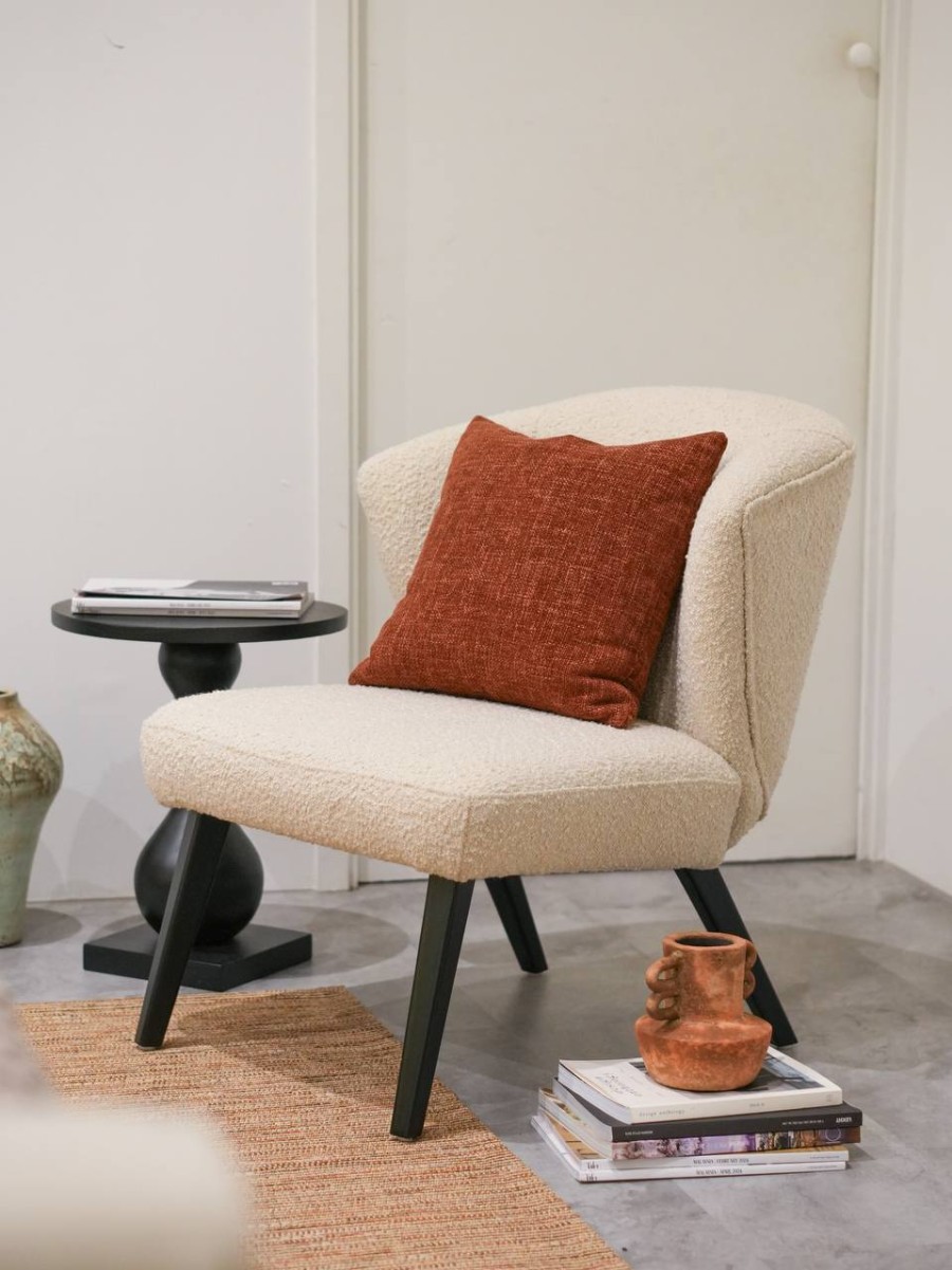 ALILA LOUNGE CHAIR