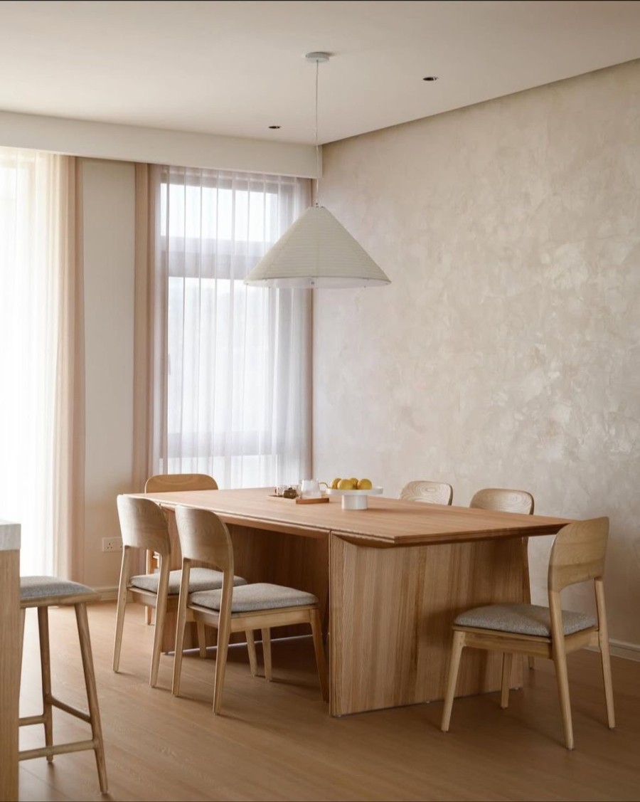 MARIO DINING CHAIR
