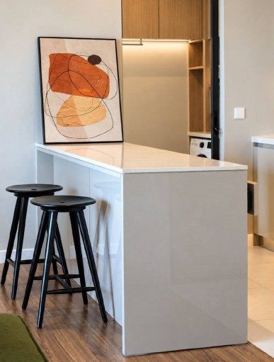 BUTTON BARSTOOL
