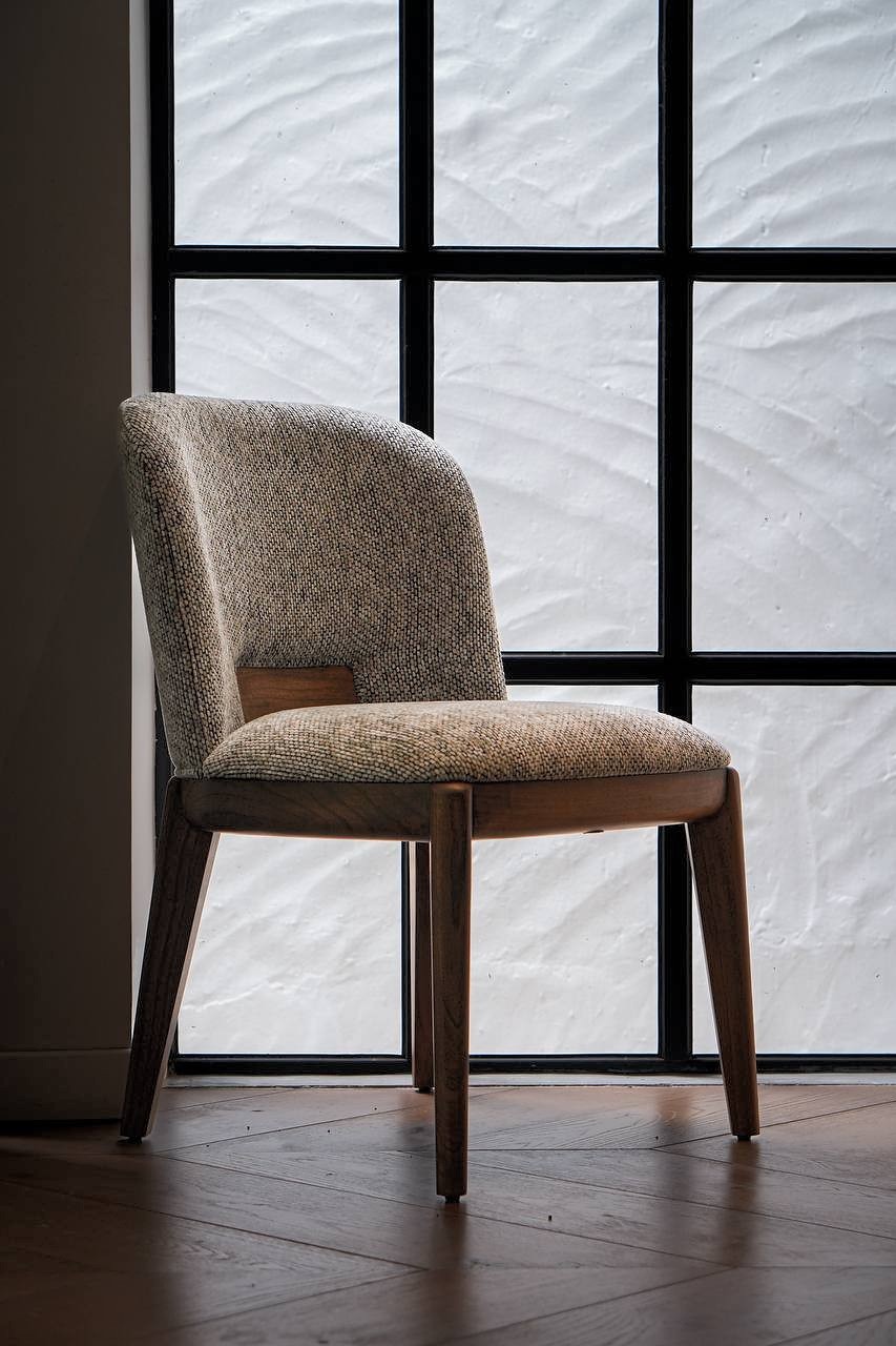 UMI DINING CHAIR
