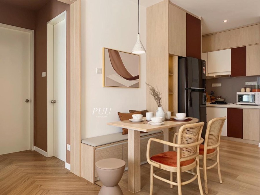 NICO ARM DINING CHAIR