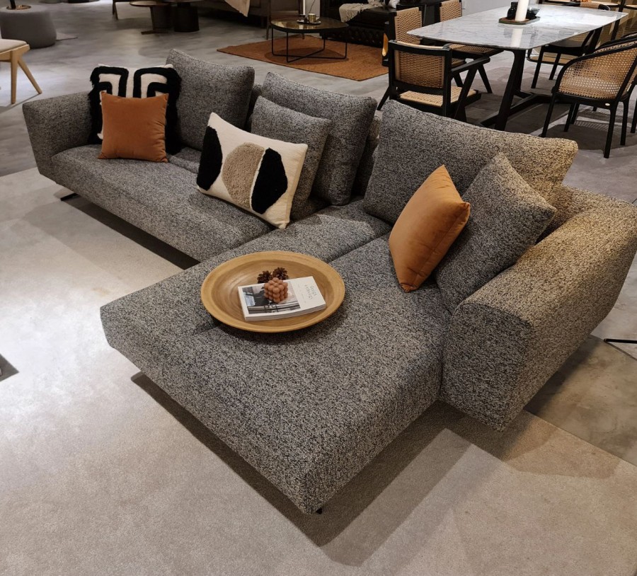 ZOE SOFA