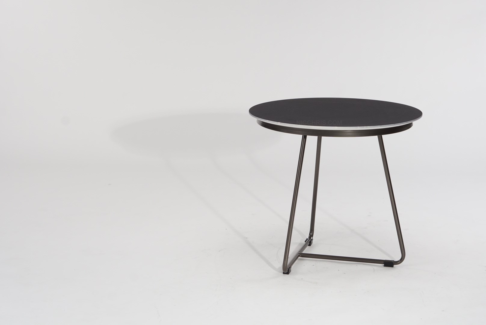 8 Innovative Small Side Tables - Simply Side table